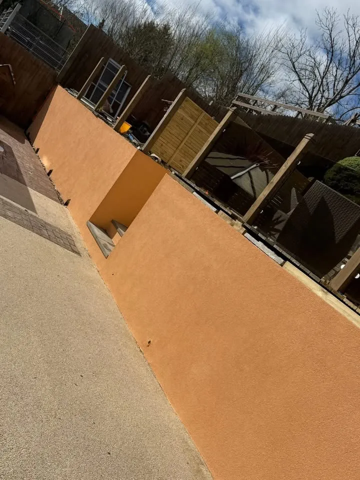 Silicone render to a garden wall in Porth (3 of 4)